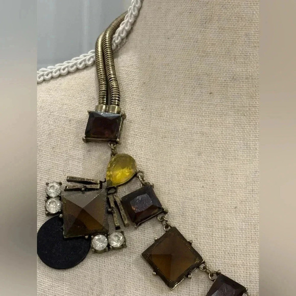 Vintage Sohi Denise gold costume statement necklace with yellow and brown stones - Picture 6 of 14